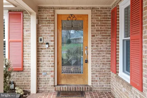 Entry Way - 8895 Bond Ct, Manassas, VA 20110 photo 1 of 14
