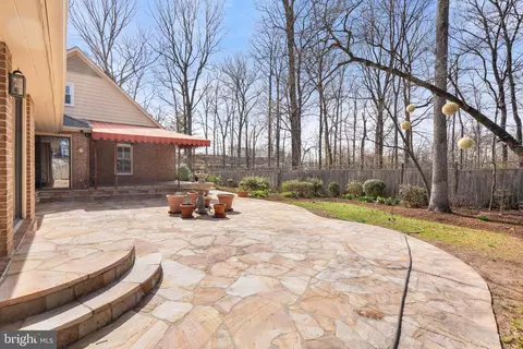 Exterior - 8895 Bond Ct, Manassas, VA 20110 photo 10 of 17