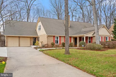 8895 Bond Ct, Manassas, VA 20110