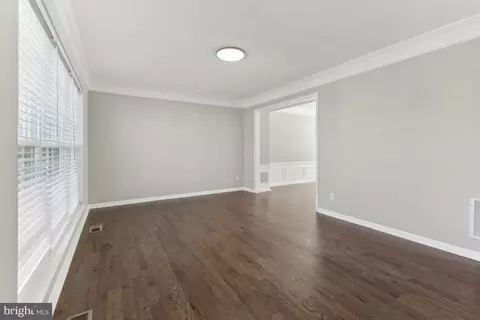 Living - 9319 Amaryllis Ave, Manassas, VA 20110 photo 1 of 4