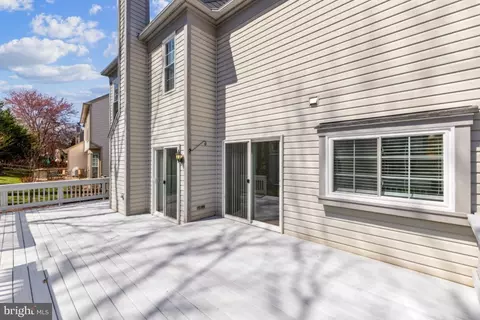 Exterior - 9319 Amaryllis Ave, Manassas, VA 20110 photo 4 of 6