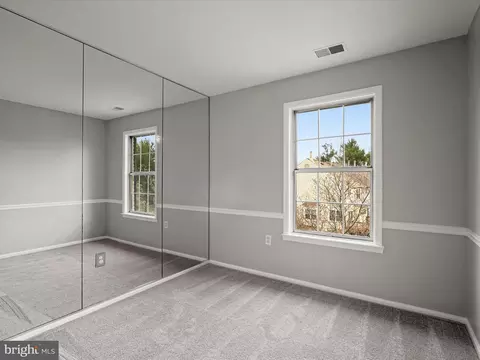 Bedroom - 8628 Sanderling Dr, Manassas, VA 20110 photo 1 of 6