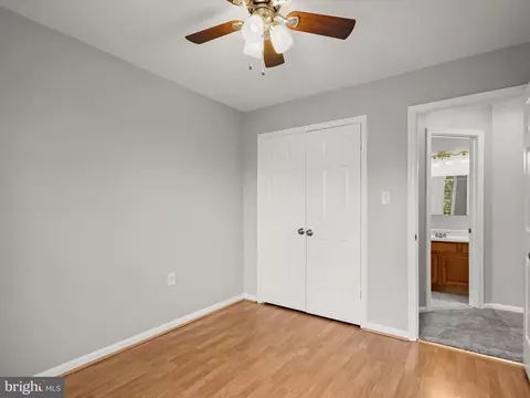 Bedroom - 8628 Sanderling Dr, Manassas, VA 20110 photo 4 of 6
