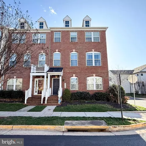 9960 Leander Ln, Manassas, VA 20110