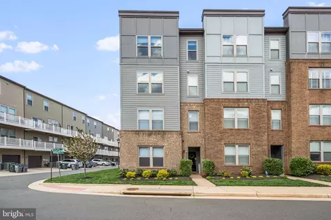 10487 Ratcliffe Trl, Manassas, VA 20110