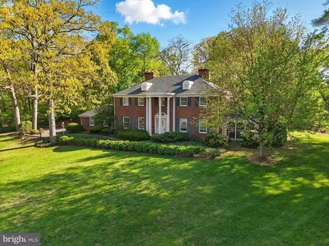 9421 Beauregard Ave, Manassas, VA 20110 photo 2