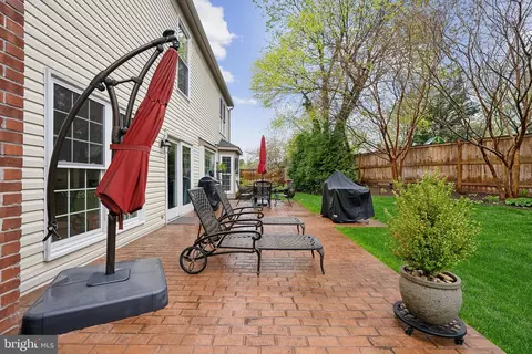 Exterior - 8633 Deckert Pl, Manassas, VA 20110 photo 5 of 7
