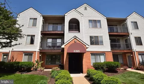 8395 Buttress Ln #302, Manassas, VA 20110