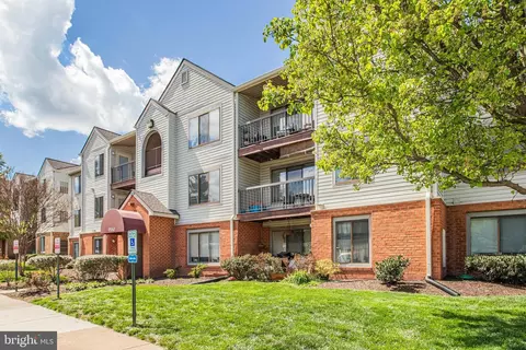 9560 Cannoneer Ct #303, Manassas, VA 20110