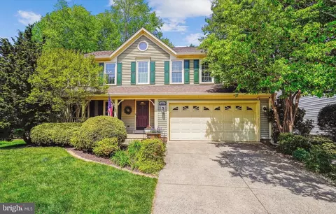 10153 Strawflower Ln, Manassas, VA 20110