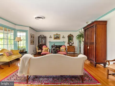 Living - 9100 Stonewall Rd, Manassas, VA 20110 photo 1 of 6