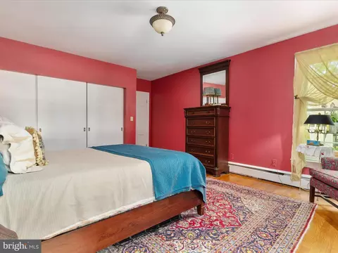Bedroom - 9100 Stonewall Rd, Manassas, VA 20110 photo 2 of 4