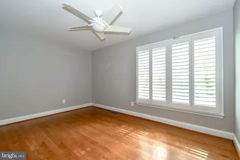 9506 Vinnia Ct, Manassas, VA 20110 photo 38