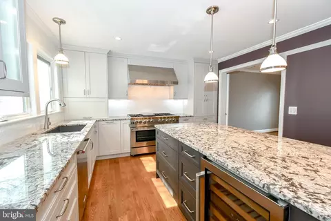9506 Vinnia Ct, Manassas, VA 20110 photo 5