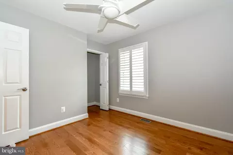 9506 Vinnia Ct, Manassas, VA 20110 photo 39
