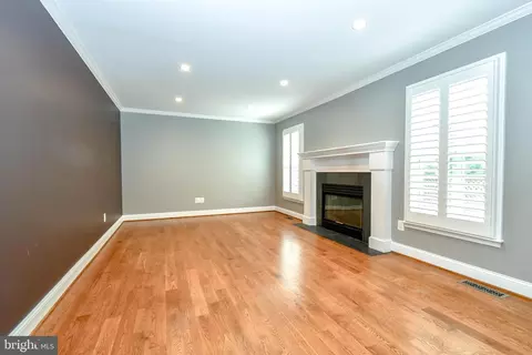9506 Vinnia Ct, Manassas, VA 20110 photo 16