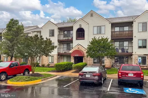 9552 Cannoneer Ct #403, Manassas, VA 20110