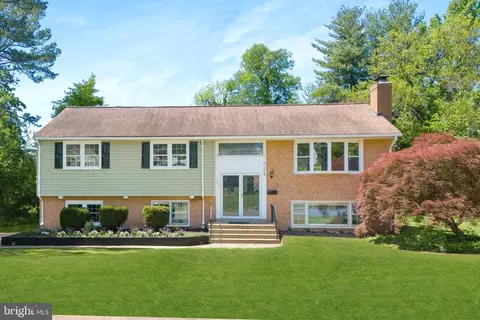 9208 Peabody St, Manassas, VA 20110