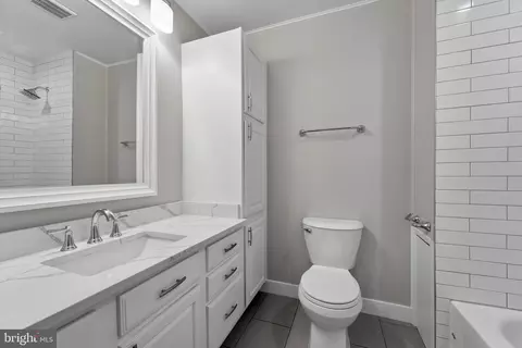 Bath - 9208 Peabody St, Manassas, VA 20110 photo 2 of 3