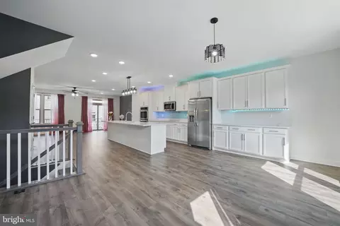 9870 Buchanan Loop, Manassas, VA 20110 photo 4