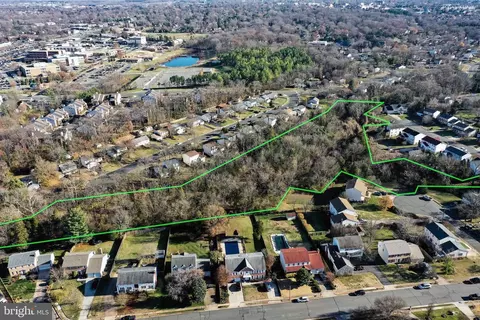 10010 Willow Grv, Manassas, VA 20110