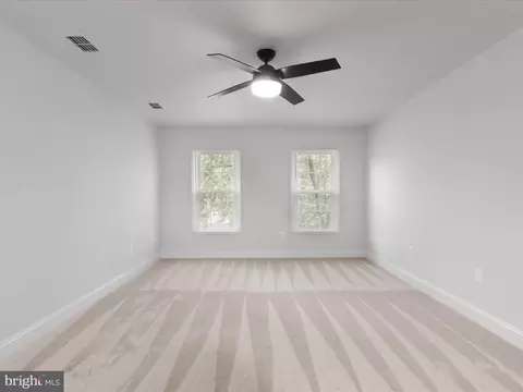 9365 River Crest Rd, Manassas, VA 20110 photo 29