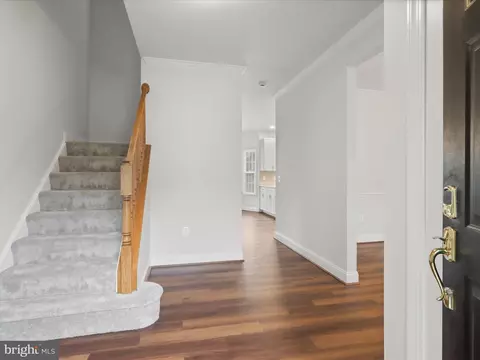 9365 River Crest Rd, Manassas, VA 20110 photo 5