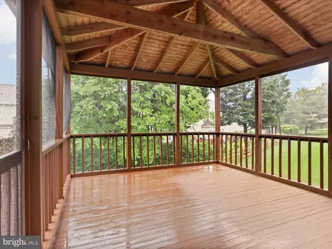 9365 River Crest Rd, Manassas, VA 20110 photo 23