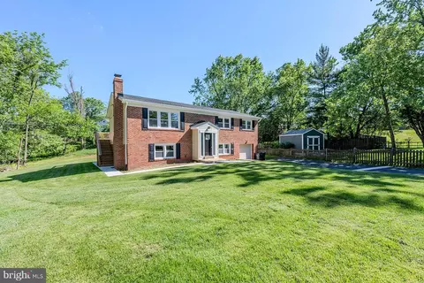 8601 Fort Dr, Manassas, VA 20110 photo 10