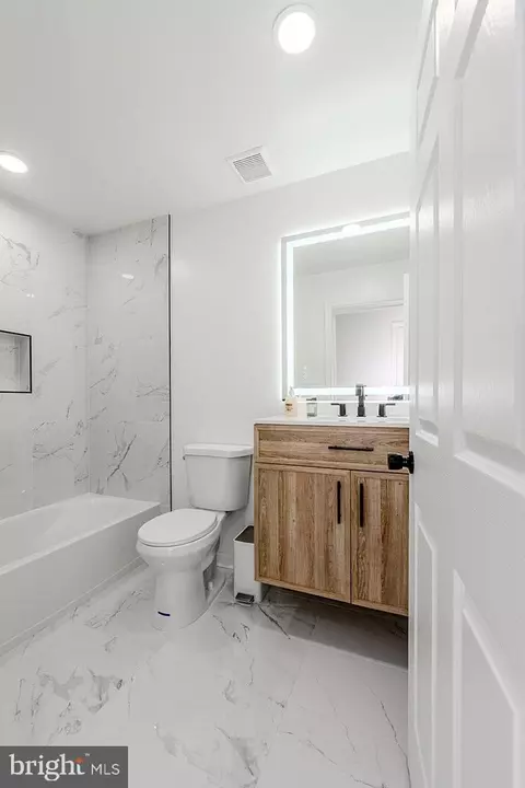 8601 Fort Dr, Manassas, VA 20110 photo 25