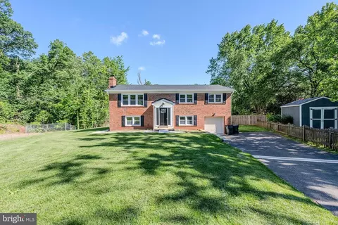 8601 Fort Dr, Manassas, VA 20110 photo 9