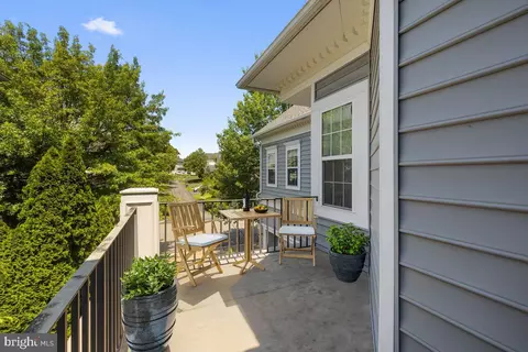 Exterior - 8341 Tillett Loop, Manassas, VA 20110 photo 2 of 12