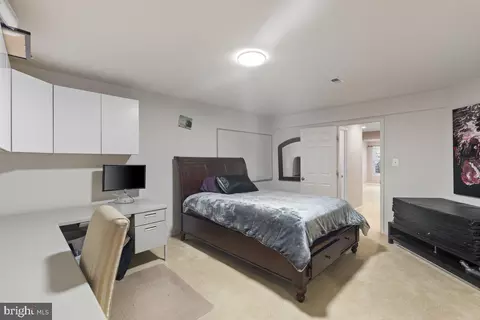 Bedroom - 8341 Tillett Loop, Manassas, VA 20110 photo 6 of 6
