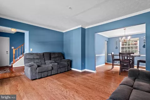 10462 Brackets Ford Cir, Manassas, VA 20110 photo 6