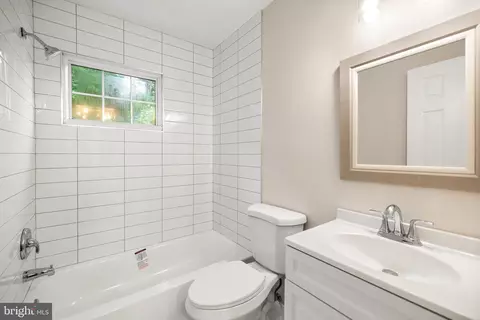 9746 Bragg Ln, Manassas, VA 20110 photo 22