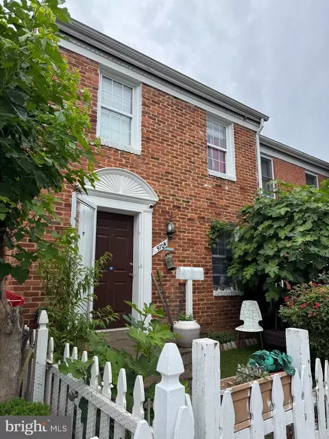 9704 Aspen Pl, Manassas, VA 20110
