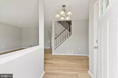 Entry Way - 8995 Patterson Pl, Manassas, VA 20110 photo 1 of 3