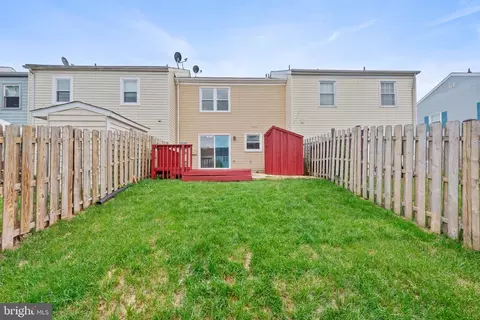 Exterior - 8995 Patterson Pl, Manassas, VA 20110 photo 4 of 5