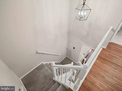 Entry Way - 10267 Cedar Ridge Dr, Manassas, VA 20110 photo 6 of 8