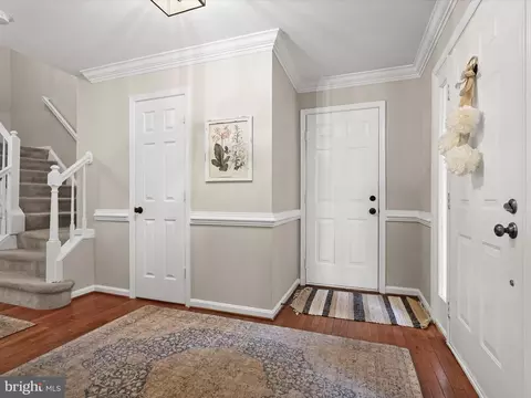 Entry Way - 10267 Cedar Ridge Dr, Manassas, VA 20110 photo 3 of 8