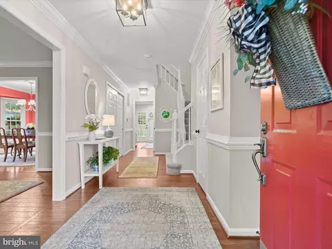 Entry Way - 10267 Cedar Ridge Dr, Manassas, VA 20110 photo 1 of 8