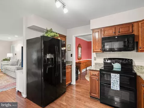 Kitchen - 10267 Cedar Ridge Dr, Manassas, VA 20110 photo 1 of 5