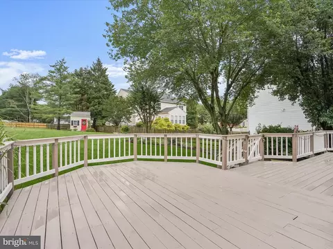 Exterior - 10267 Cedar Ridge Dr, Manassas, VA 20110 photo 14 of 45
