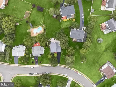 View/Area - 10267 Cedar Ridge Dr, Manassas, VA 20110 photo 3 of 9