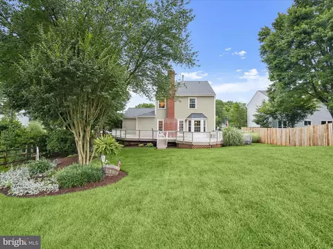 Exterior - 10267 Cedar Ridge Dr, Manassas, VA 20110 photo 23 of 45
