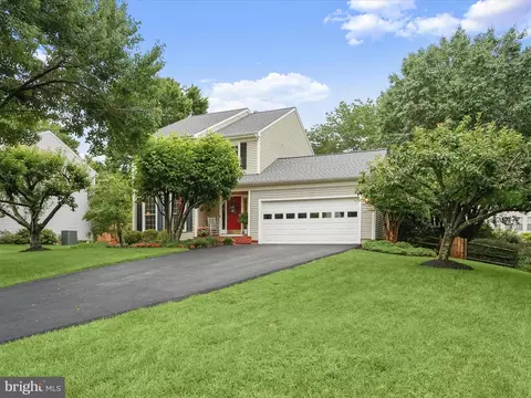 Exterior - 10267 Cedar Ridge Dr, Manassas, VA 20110 photo 4 of 45