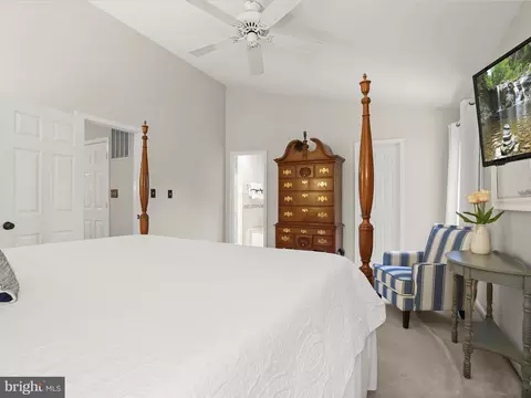 Bedroom - 10267 Cedar Ridge Dr, Manassas, VA 20110 photo 5 of 14