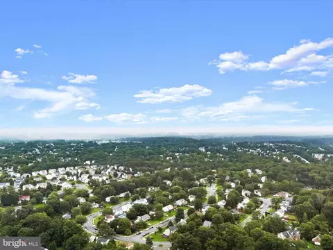 View/Area - 10267 Cedar Ridge Dr, Manassas, VA 20110 photo 5 of 9