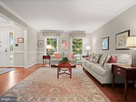 Living - 10267 Cedar Ridge Dr, Manassas, VA 20110 photo 3 of 7