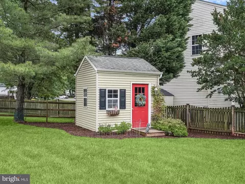 Exterior - 10267 Cedar Ridge Dr, Manassas, VA 20110 photo 30 of 45
